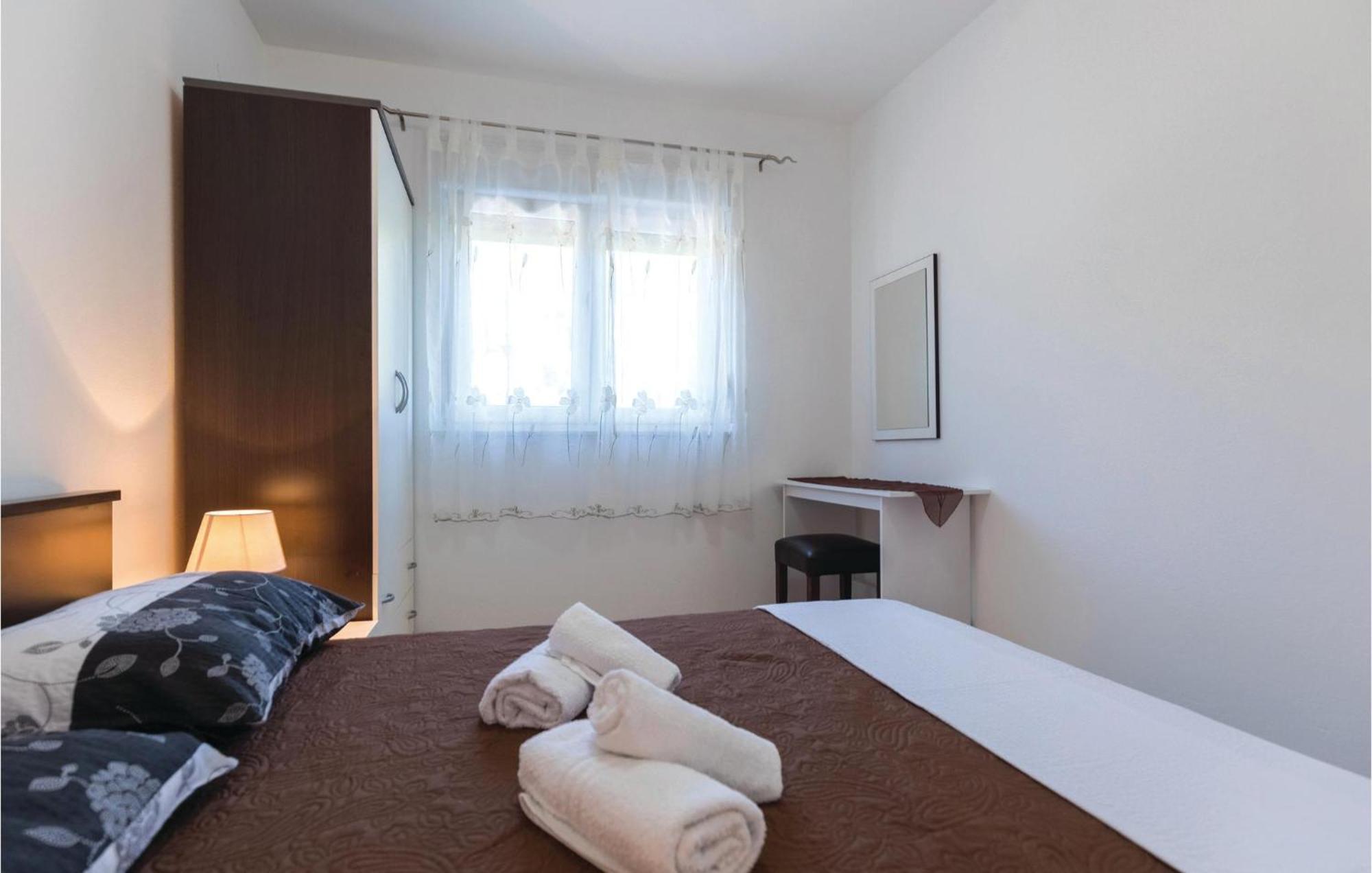 1 Bedroom Cozy Apartment In Klek Dış mekan fotoğraf